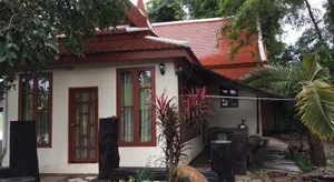 Image of Ruen Thai Ban Rim Nam