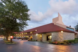 Image of Red Roof Inn Findlay