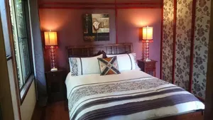 Image of 305A - The Artist's Cottage