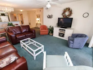 Image of Islander 201 by RedAwning