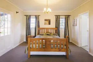 Image of Daisy Cottage located on Buckland Estate