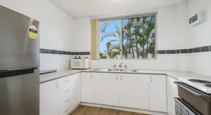 Image of WAVES ON MAIN, 4/1 MAIN STREET