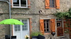 Image of Doxie Cottage