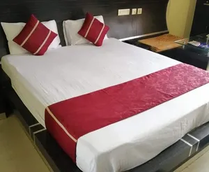 Image of Larica Holiday Inn