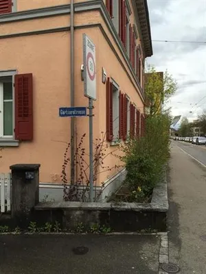 Image of Dependance Huus zur Vielfalt