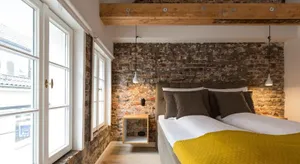 Image of Square Rooms 20