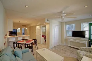 Image of 710-b East Arctic 2 Bedrooms 1 Bathroom Condo