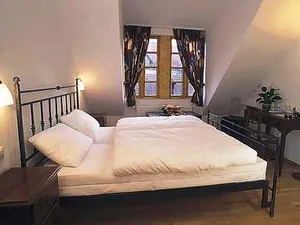 Image of Romantico