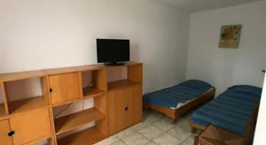 Image of Appartement T2 Climatise avec Parking proche Plage - FR-1-81-631