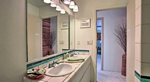 Image of The Great Kona Escape