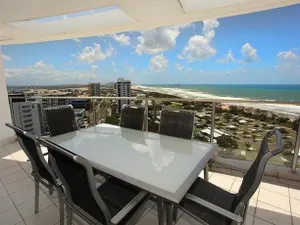Image of Sebel Apartments - Beautiful 2 Bedroom With Private Rooftop - CHM