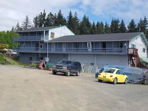 Image of Red Door Lodge