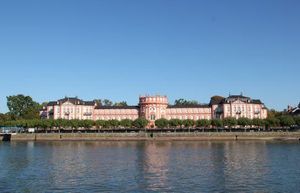 Image of Hotel Kranig Das kleine Gaestehaus im Herzen von Biebrich