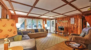 Image of Cozy Yarmouth Home w/Private Deck - Walk to Beach