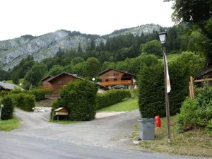 Image of Les Fledd's