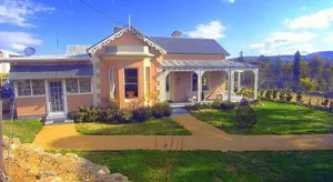 Image of Cromwell House