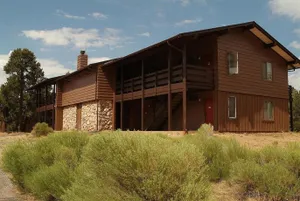 Image of Maswik Lodge - Inside the Park