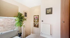 Image of luxury I bd, Battersea