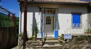 Image of Les volets bleus
