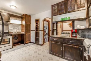 Image of NEWHOST-Victorian Pintrest Style 15min to Downtown