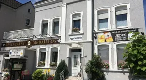 Image of Haus Medaillon