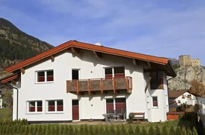 Image of Ladis Living