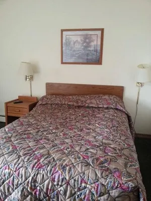Image of Countryside Inn