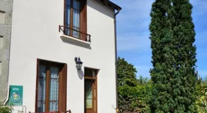 Image of Gîte charmant avec piscine, 2 chambres, proche randonnées et loisirs à Target - FR-1-489-273