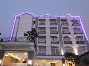 Image of Summer Quest Hotel