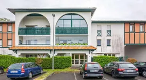 Image of Calme et proche plage avec parking à Hendaye - FR-1-2-327