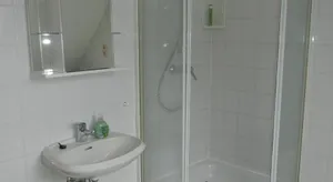 Image of Gäste-und Ferienwohnung Magdeburg Alt-Olvenstedt, zwei Schlafzimmer, Treppenlift, ruhige Lage, Nähe Klinikum und Abfahrten A 2 und A 14