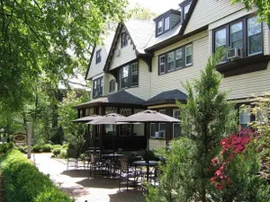 Image of Longwood Inn