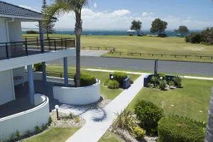 Image of Hi Surf Unit 3, 92 Head St, Forster