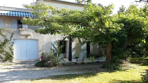 Image of Maison des Olivier a Montfavet Avignon