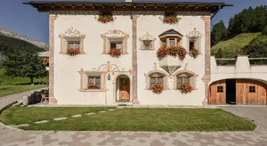Image of Chasa Curtins