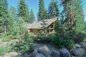 Image of Rim Drive Lookout