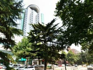 Image of Licheng Hotel Yi  (Xi’an Bell and Drum Tower Xiaozhai Datang Everbright City)