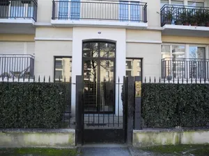 Image of Apt Standing Bordeaux Chartrons
