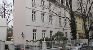 Image of DIRAZI Guesthouse & Apartments GmbH