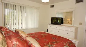 Image of Bass & Sun Condominium 2/2 Bedroom