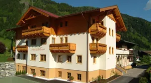 Image of Landhaus & Appartementhaus Haussteiner