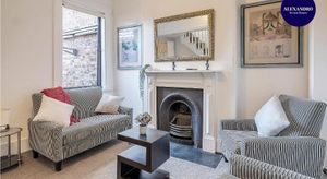 Image of Stylish House - Moments to Kings Cross & City