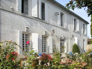 Image of Maison de charme à Julienne + grand jardin