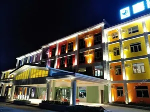Image of Happy Inn (Longmen High-Speed Railway Station Sports Center Subway Station)