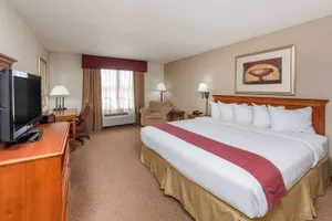 Image of Baymont by Wyndham Highland