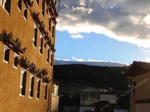 Image of Dibei Hotel and Lost Horizon