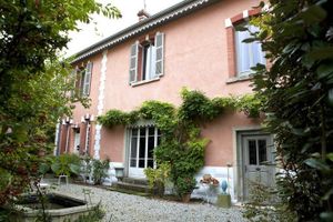 Image of La Maison De Bon Aloi