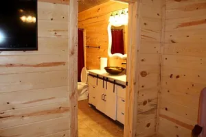 Image of Samantha's Timber Inn
