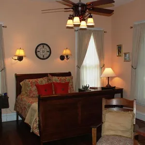 Image of Francis-Ainsworth House