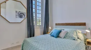 Image of GARIB - Place Garibaldi - 4 rooms - Balcony